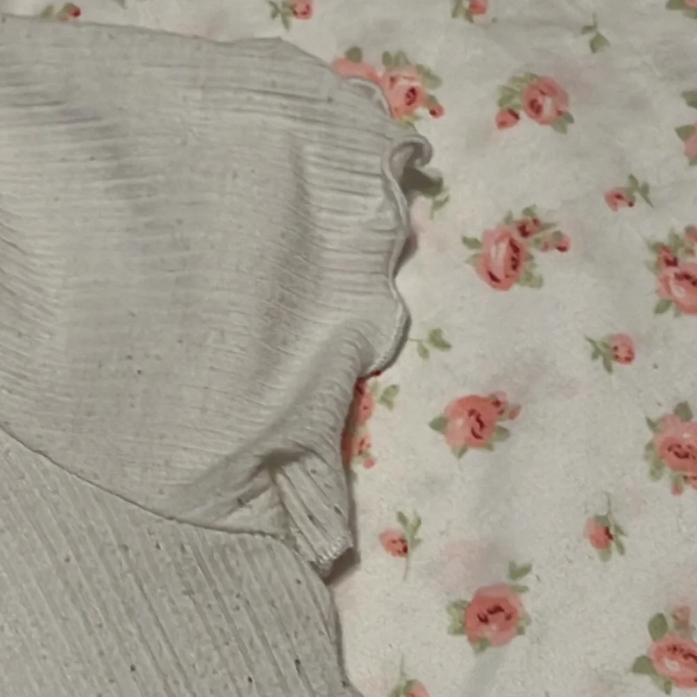Plan white crop top - Picture 4 of 4